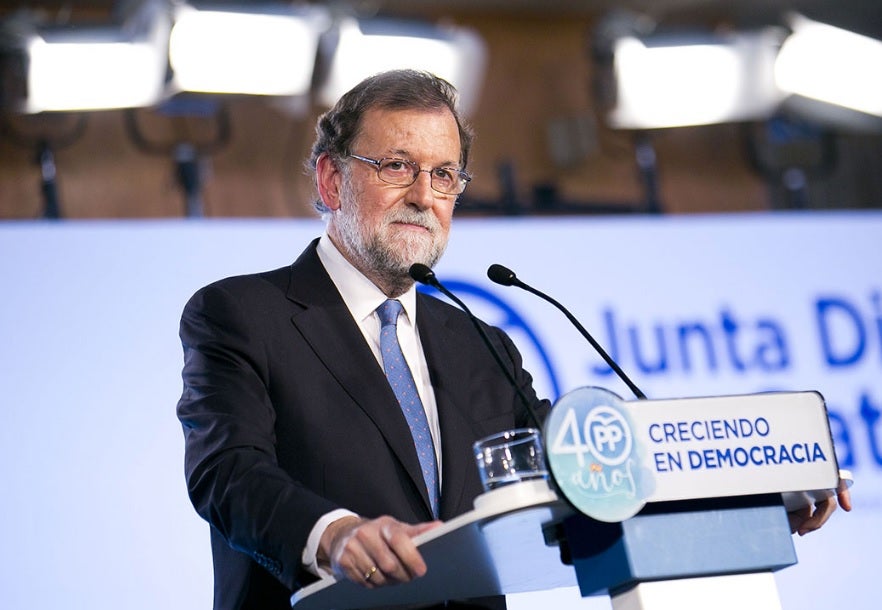 <p>Rajoy analiza con los dirigentes del PP la situación tras perder el Gobierno</p> <p>Rajoy analiza con los dirigentes del PP la situación tras perder el Gobierno</p>