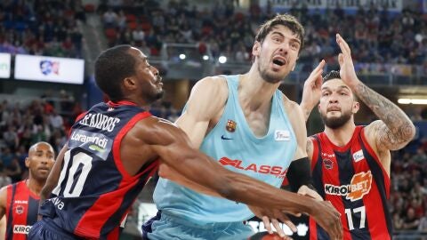 Ante Tomic, marcado por Vincent Poirier y Rodrigue Beaubois