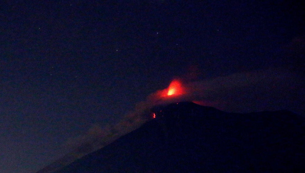 Vista del Volcán de Fuego de Guatemala