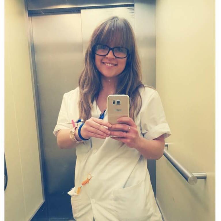 <p>"Orgullosa de limpiar culos", la carta viral de una técnica sanitaria contra quien denigra su trabajo</p> <p>"Orgullosa de limpiar culos", la carta viral de una técnica sanitaria contra quien denigra su trabajo</p>