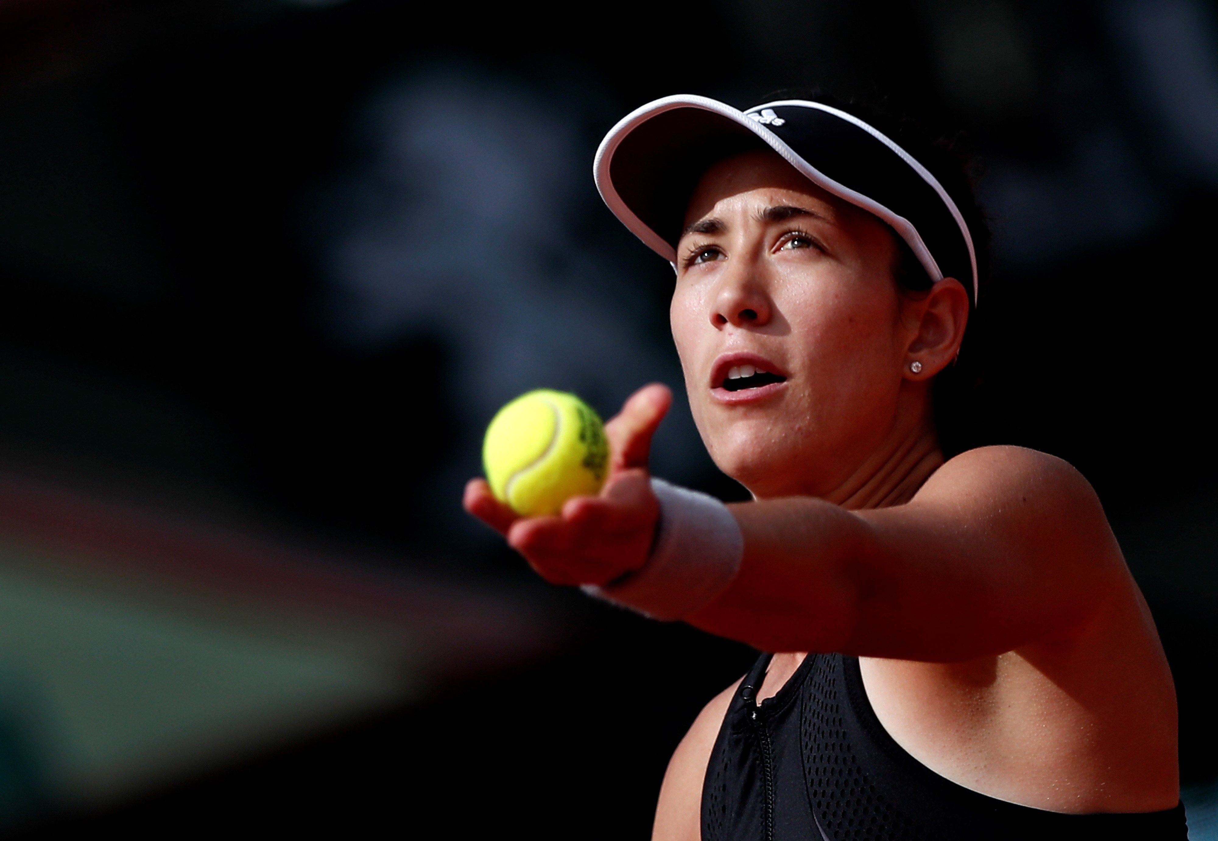 <p>Muguruza se cita con Maria Sharapova en cuartos tras la retirada por lesión de Lesia Tsurenko</p> <p>Muguruza se cita con Maria Sharapova en cuartos tras la retirada por lesión de Lesia Tsurenko</p>