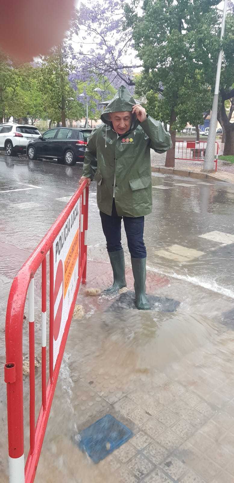 <p>Fins 40 litres en tres hores han caigut en Vila-real</p> <p>Fins 40 litres en tres hores han caigut en Vila-real</p>