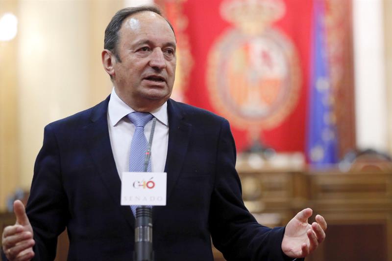 <p>El Senado aplaza el debate de totalidad de los Presupuestos y el PP pide al nuevo Gobierno "respeto" por la Cámara</p> <p>El Senado aplaza el debate de totalidad de los Presupuestos y el PP pide al nuevo Gobierno "respeto" por la Cámara</p>