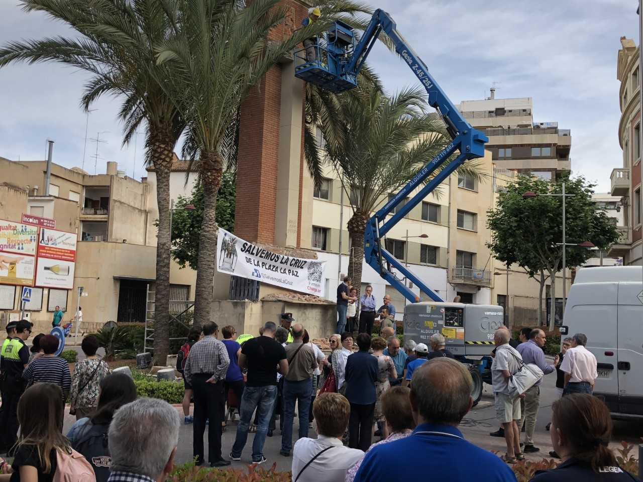<p><span>Abogados Cristianos anuncia una querella contra la alcaldesa de la Vall d´Uixó por iniciar la retirada de la Cruz de los Caídos </span></p> <p><span>Abogados Cristianos anuncia una querella contra la alcaldesa de la Vall d´Uixó por iniciar la retirada de la Cruz de los Caídos </span></p>