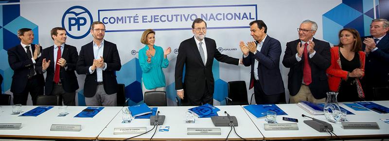 Personas físicas: Rajoy se despide "de verdad" Personas físicas: Rajoy se despide "de verdad"