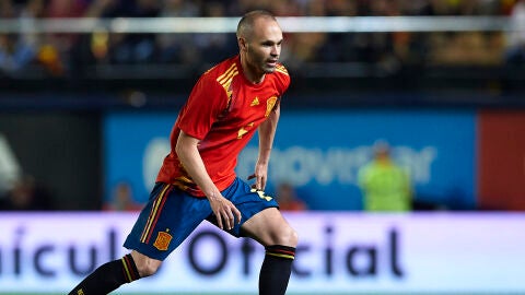 Andr&eacute;s Iniesta, jugando con la selecci&oacute;n espa&ntilde;ola