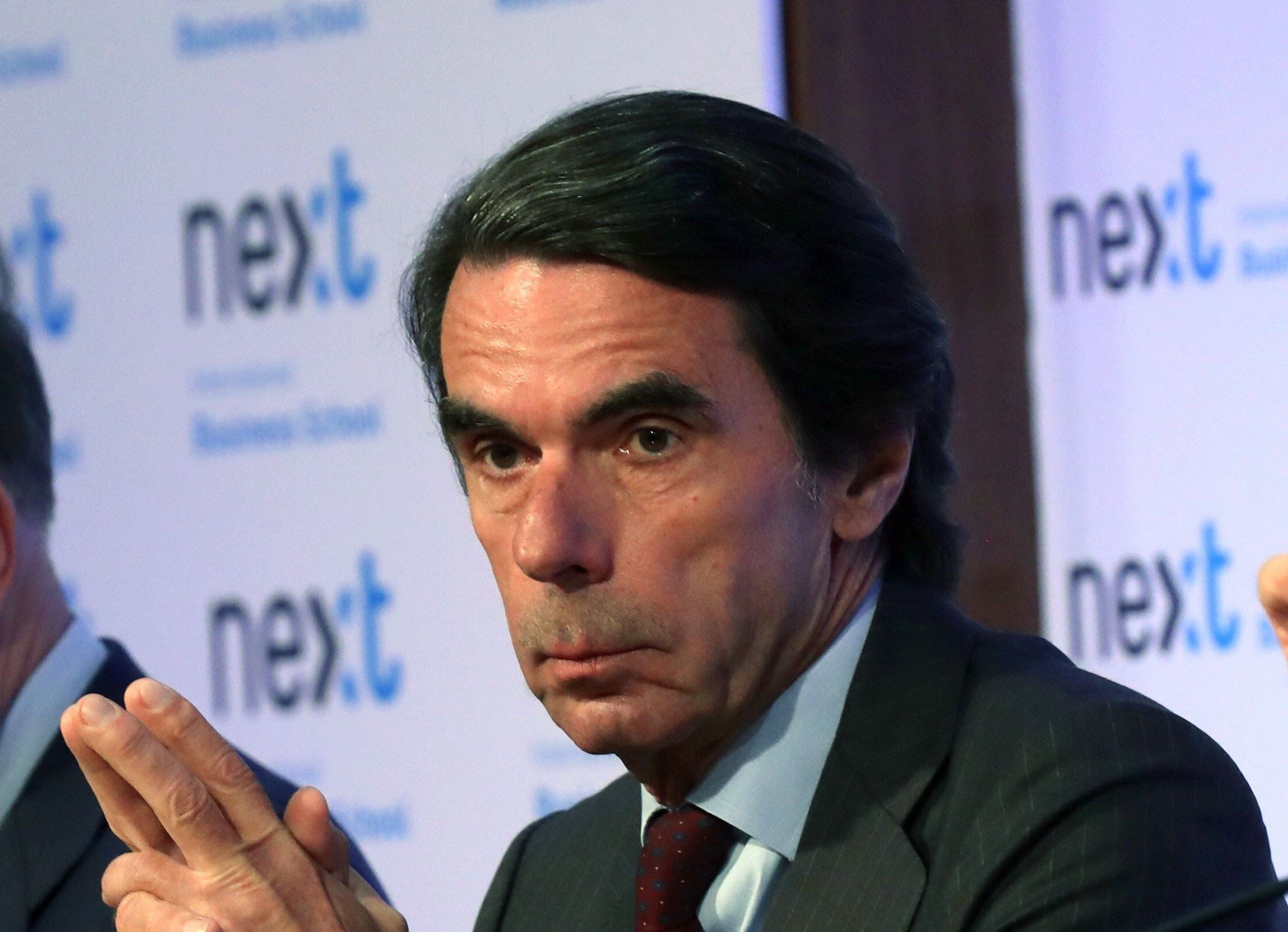 Aznar se ofrece para ayudar a unir el centro derecha: "Lo que estaba unido, hoy está dividido" Aznar se ofrece para ayudar a unir el centro derecha: "Lo que estaba unido, hoy está dividido"