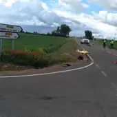 Accidente en el que perdía la vida un peregrino francés que realizaba el Camino de Santiago en bicicleta. Accidente en el que perdía la vida un peregrino francés que realizaba el Camino de Santiago en bicicleta.