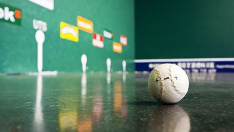 Pelota vasca - Front&oacute;n (Secci&oacute;n)