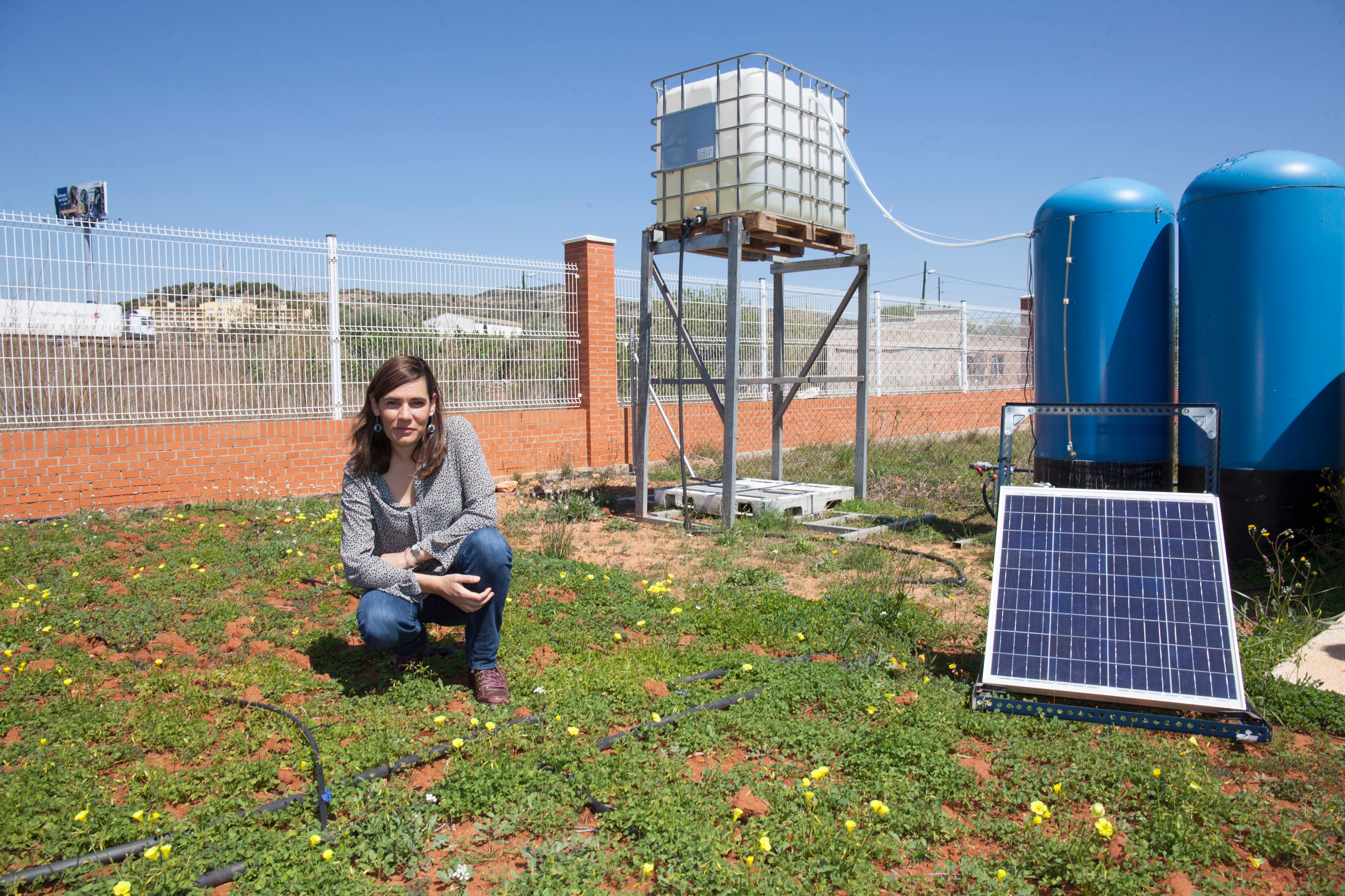 <p>La UJI impulsa las energías renovables para generar empleo de estudiantes universitarios en zonas rurales</p> <p>La UJI impulsa las energías renovables para generar empleo de estudiantes universitarios en zonas rurales</p>