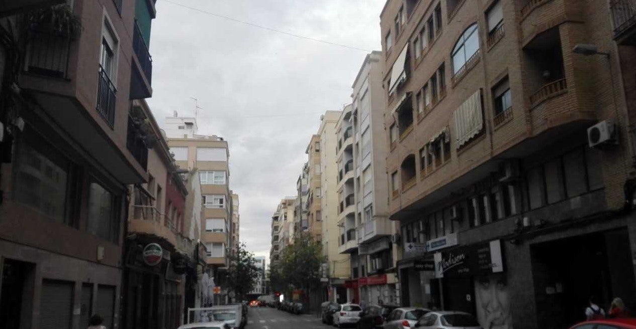 <p>Preparados para recuperar por unas horas el paraguas en Elche, Crevillent y Santa Pola</p> <p>Preparados para recuperar por unas horas el paraguas en Elche, Crevillent y Santa Pola</p>