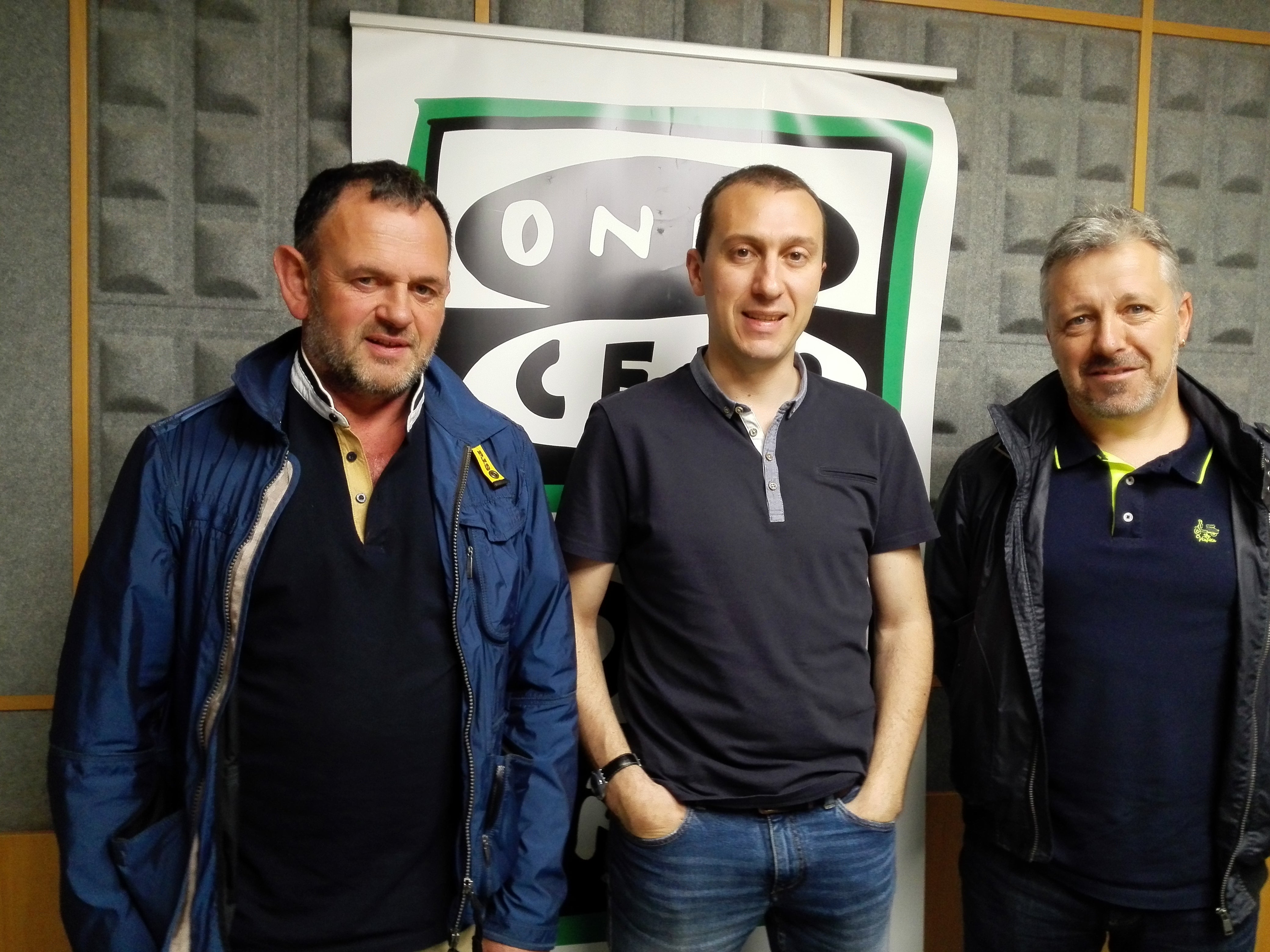 Los agricultores y ganaderos navarros piden consumir productos locales Los agricultores y ganaderos navarros piden consumir productos locales