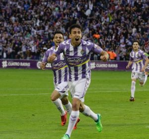 Los jugadores del Valladolid celebran un gol ante el Sporting Los jugadores del Valladolid celebran un gol ante el Sporting