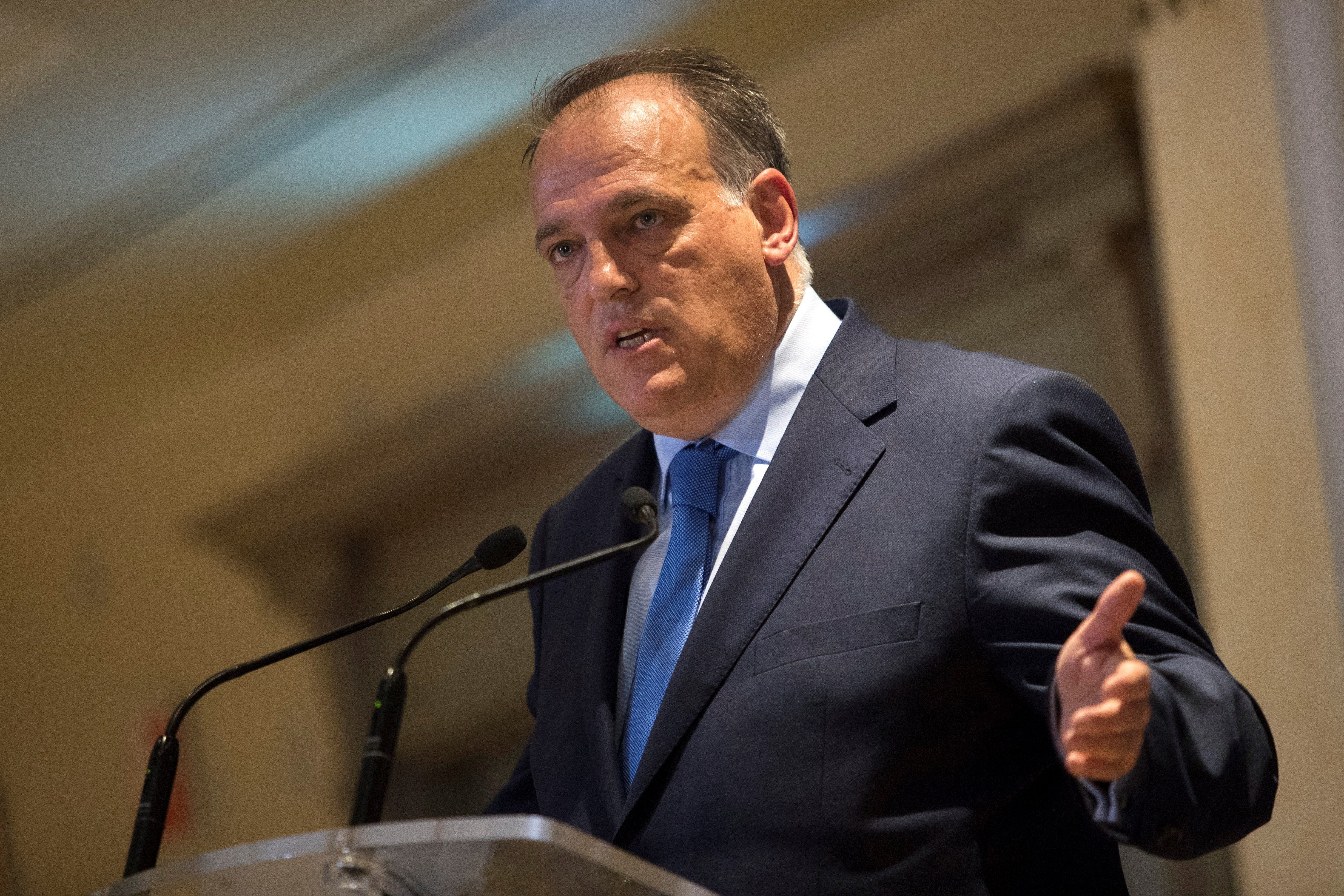 Tebas: "El Madrid tiene un modelo de liga con el cual no coincidimos el 90% de los clubes de LaLiga" Tebas: "El Madrid tiene un modelo de liga con el cual no coincidimos el 90% de los clubes de LaLiga"