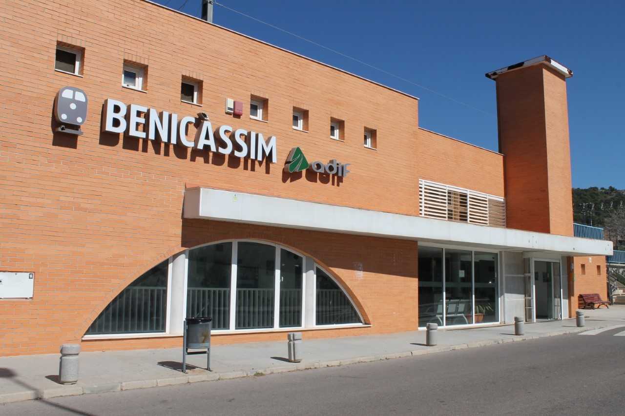 <p>El ayuntamiento solicitará a Renfe reforzar la oferta de plazas para el FIB</p> <p>El ayuntamiento solicitará a Renfe reforzar la oferta de plazas para el FIB</p>