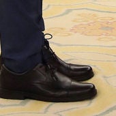 Detalle de los zapatos de Màxim Huerta, ministro de Cultura y Deportes