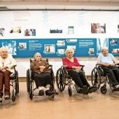 Ancianas en Hebrew Home, el refugio que acoge a ancianos víctimas de abusos