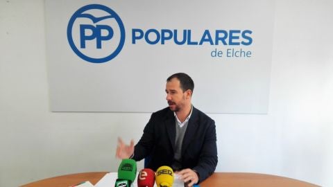 Jos&eacute; Navarro, portavoz adjunto del PP en el Ayuntamiento de Elche.