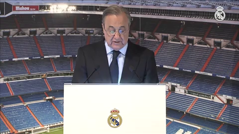 <p>Florentino Pérez: "No hay un sólo argumento que justifique que Lopetegui no dirija a la Selección en el Mundial"</p> <p>Florentino Pérez: "No hay un sólo argumento que justifique que Lopetegui no dirija a la Selección en el Mundial"</p>