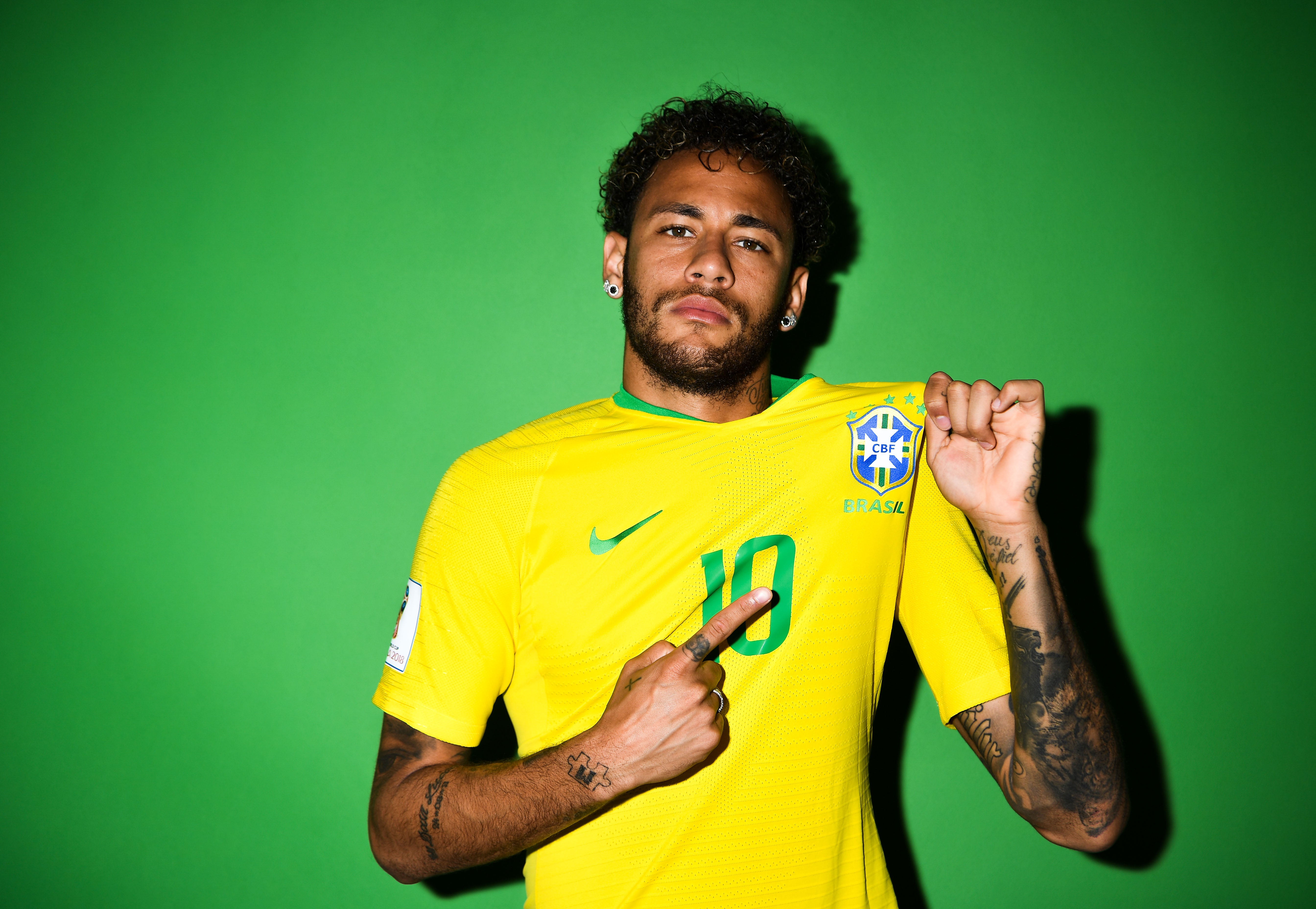 <p>Neymar: "No estoy orgulloso de la cifra de mi fichaje por el PSG ni de ser el jugador más caro de todos los tiempos"</p> <p>Neymar: "No estoy orgulloso de la cifra de mi fichaje por el PSG ni de ser el jugador más caro de todos los tiempos"</p>