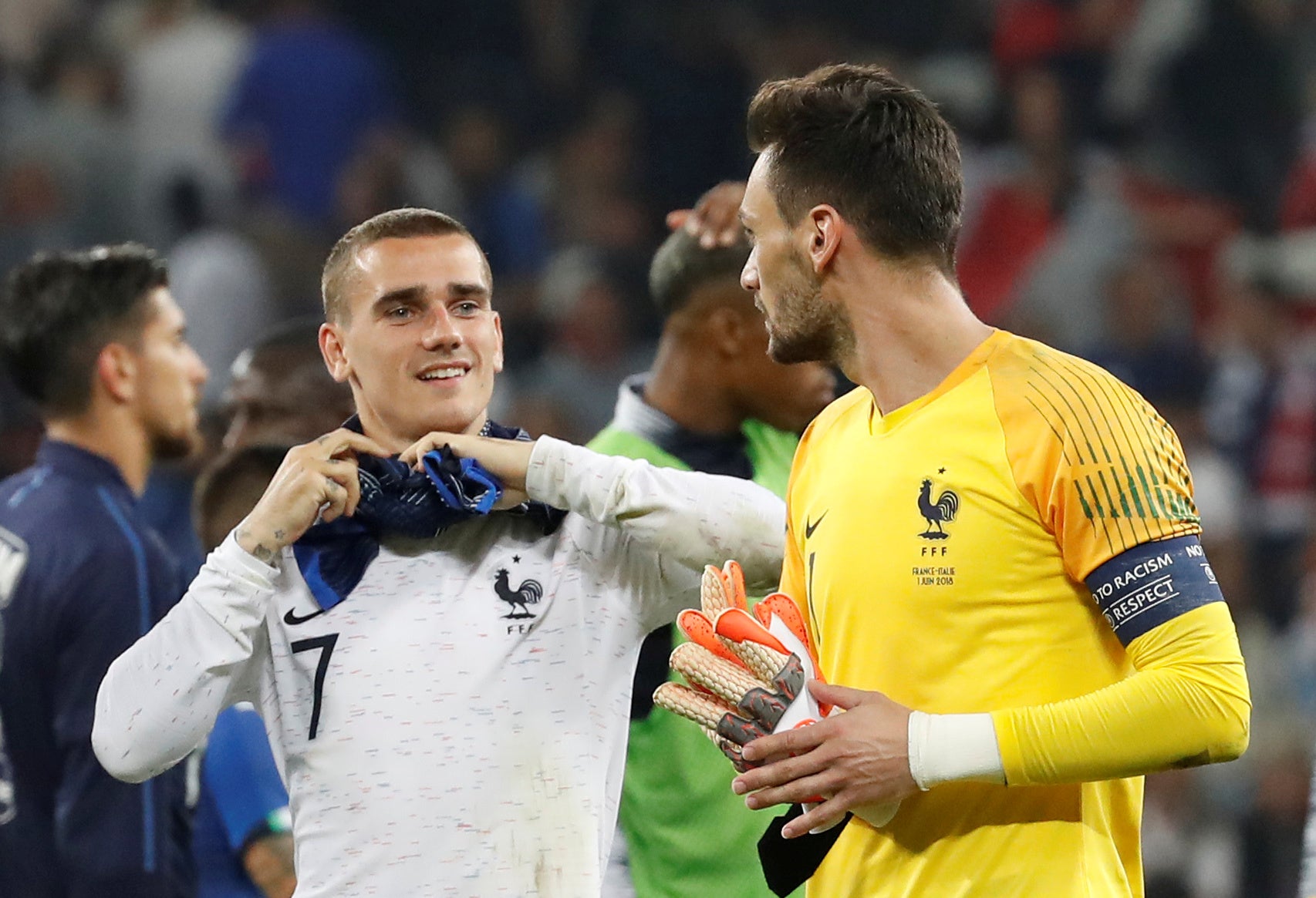 <p>Lloris da el visto bueno a la decisión de Griezmann: "Se siente liberado y sin presión"</p> <p>Lloris da el visto bueno a la decisión de Griezmann: "Se siente liberado y sin presión"</p>