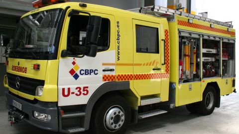 Imagen de archivo de un cami&oacute;n de bomberos de C&aacute;diz