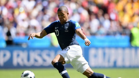Mbapp&eacute;, con Francia