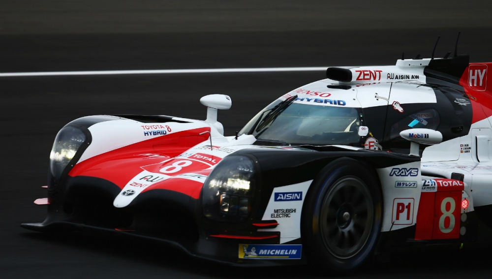 El Toyota número 8 de Fernando Alonso en Le Mans