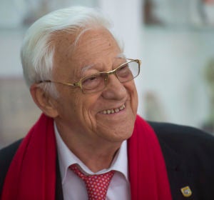 El presidente de la Ong Mensajeros de la Paz, el Padre Ángel García El presidente de la Ong Mensajeros de la Paz, el Padre Ángel García