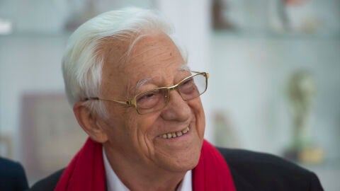 El presidente de la Ong Mensajeros de la Paz, el Padre &Aacute;ngel Garc&iacute;a