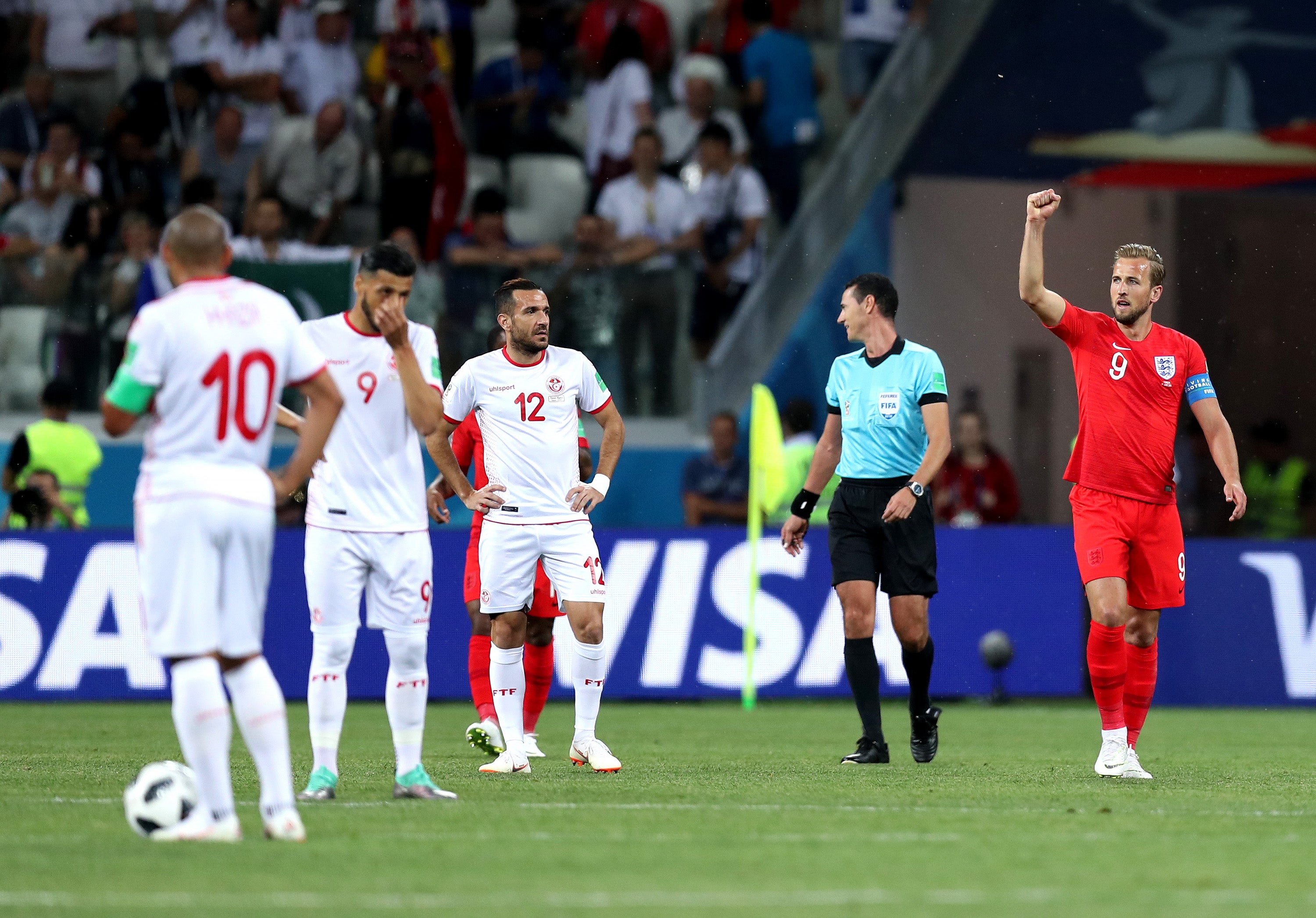 <p>Harry Kane da la victoria a Inglaterra ante Túnez en el último suspiro</p> <p>Harry Kane da la victoria a Inglaterra ante Túnez en el último suspiro</p>