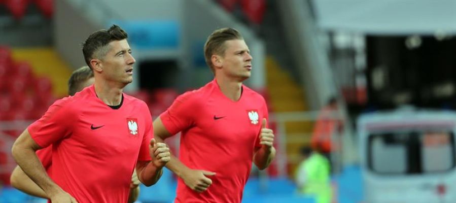 Robert Lewandowsky y Lukasz Piszczek durante un entrenamiento en Polonia Robert Lewandowsky y Lukasz Piszczek durante un entrenamiento en Polonia