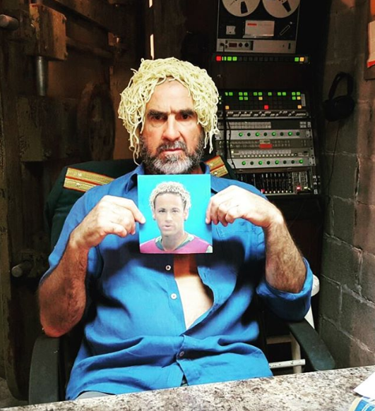 <p>Cantona se mofa del nuevo peinado de Neymar: "¡Espaguetis al dente!"</p> <p>Cantona se mofa del nuevo peinado de Neymar: "¡Espaguetis al dente!"</p>