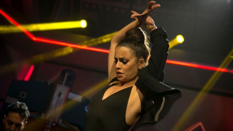 Una emocionada M&oacute;nica Cruz nos deja sin palabras con un espectacular baile flamenco en 'El Hormiguero 3.0'