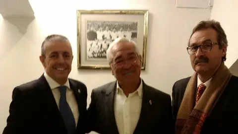 Martín Pita, Severino Reija y Ramón Piña Piña, fichaje de Tino Fernández para el Consejo del Deportivo