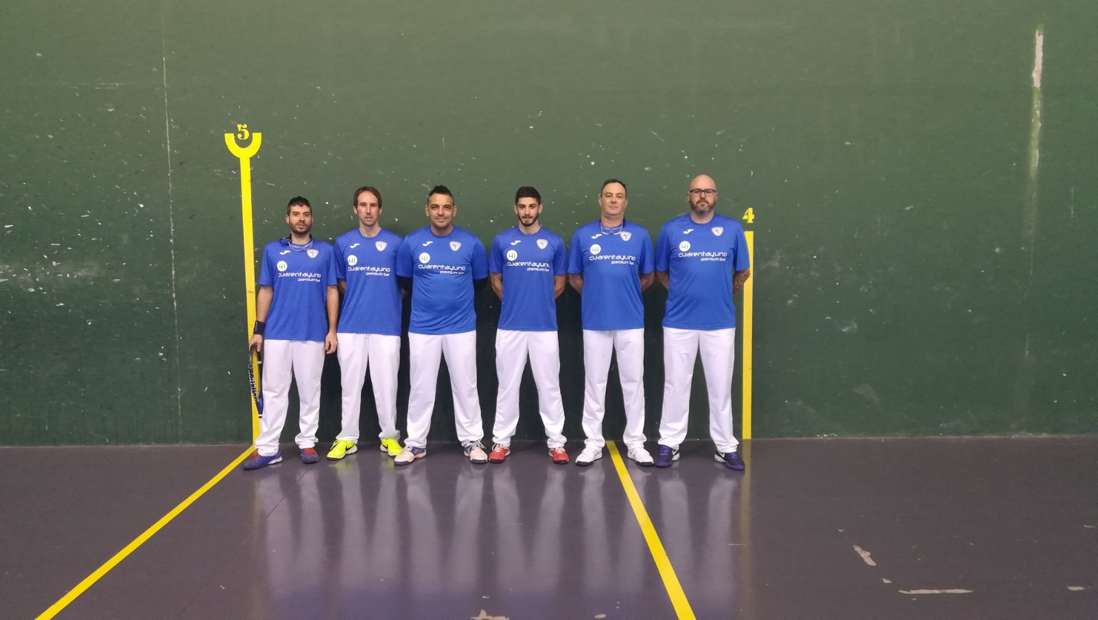 <p>El 41 Premium Bar disputa el sábado la final de Copa de División de Honor de frontenis</p> <p>El 41 Premium Bar disputa el sábado la final de Copa de División de Honor de frontenis</p>