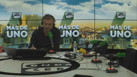 <p>Monólogo de Alsina: "El riesgo para el PP no es que haya competición, sino que quede en evidencia que no hay posiciones distintas, solo luchas personales"</p> <p>Monólogo de Alsina: "El riesgo para el PP no es que haya competición, sino que quede en evidencia que no hay posiciones distintas, solo luchas personales"</p>