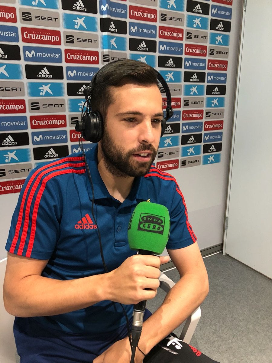 Jordi Alba: "Somos mayorcitos, no hace falta que nadie nos diga cuándo jugamos bien o mal" Jordi Alba: "Somos mayorcitos, no hace falta que nadie nos diga cuándo jugamos bien o mal"