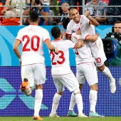 Los jugadores de Túnez celebran un gol ante Panamá