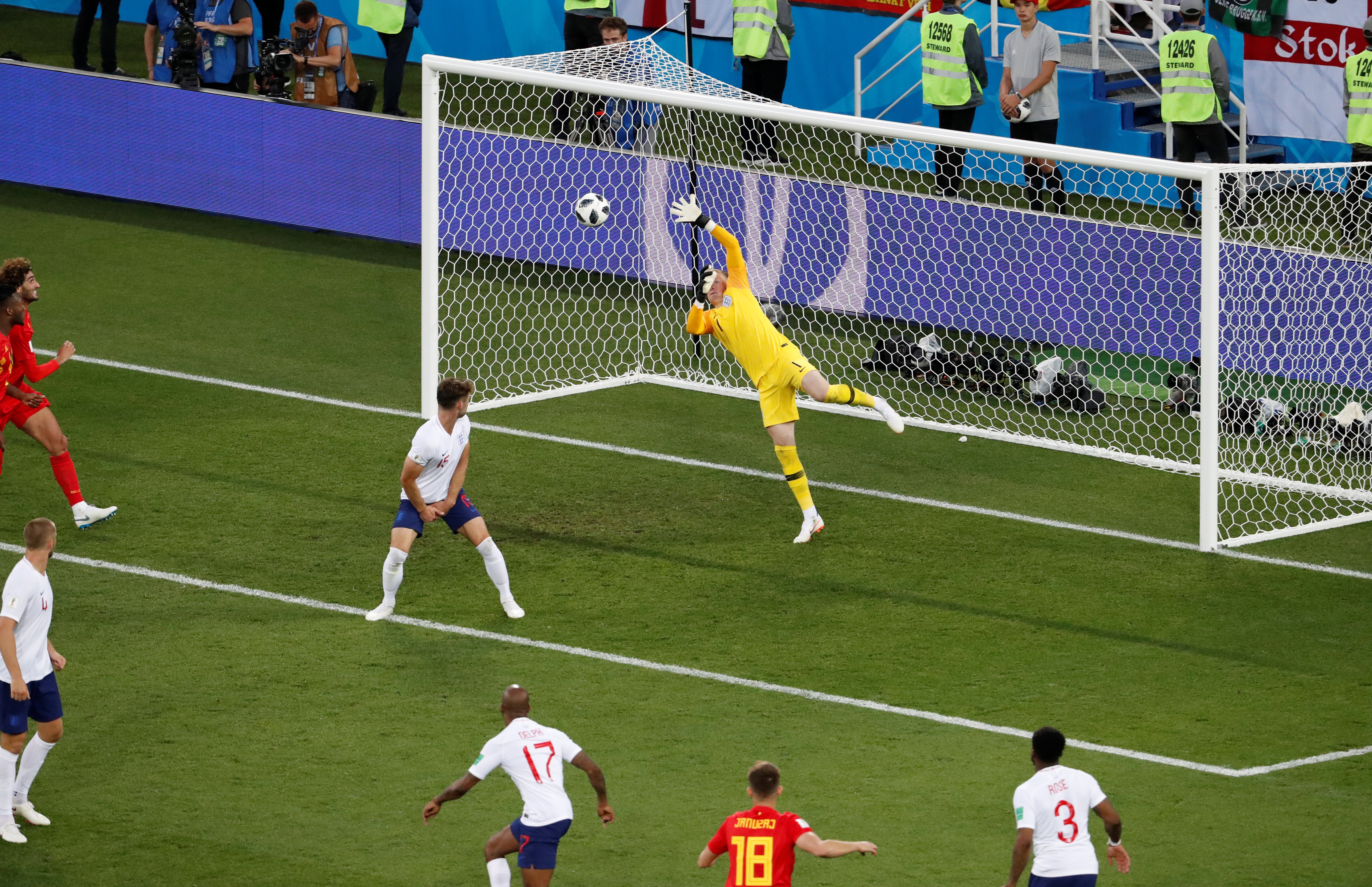 Un gol de Januzaj ante Inglaterra clasifica a Bélgica como primera Un gol de Januzaj ante Inglaterra clasifica a Bélgica como primera