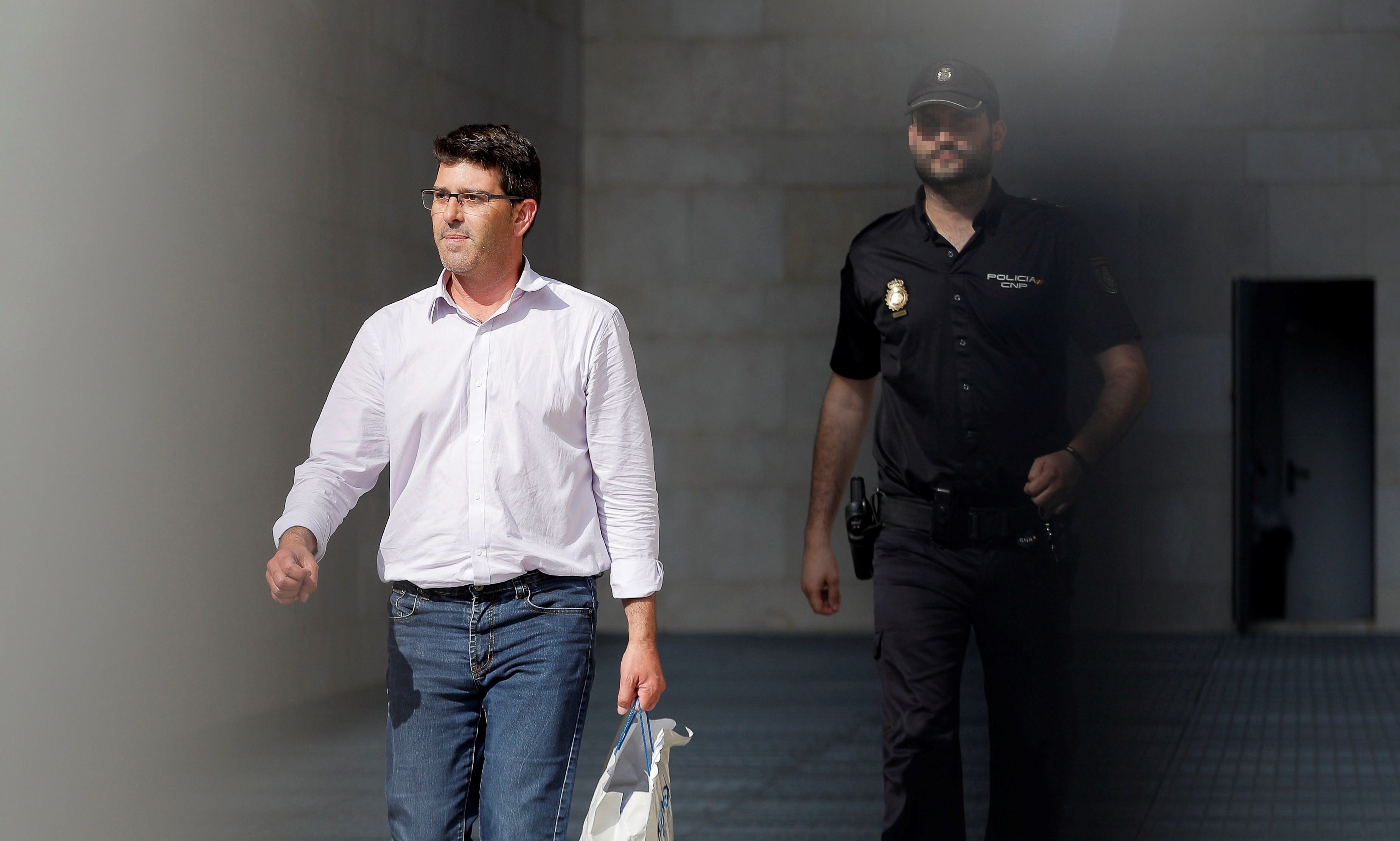 La Fiscalía atribuye a Jorge Rodríguez contratos en Divalterra de afines a PSOE y Compromís La Fiscalía atribuye a Jorge Rodríguez contratos en Divalterra de afines a PSOE y Compromís