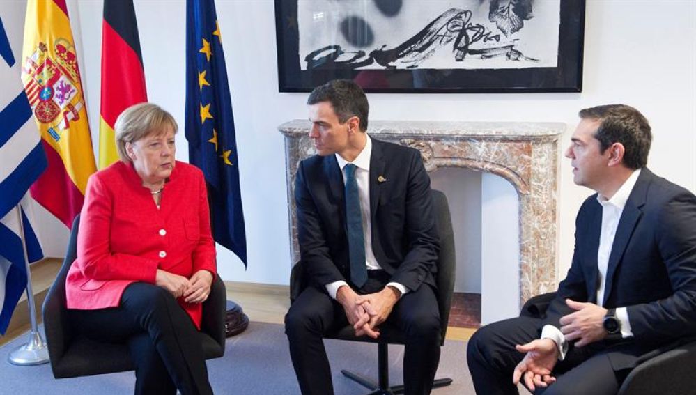 Pedro Sánchez con Angela Merkel