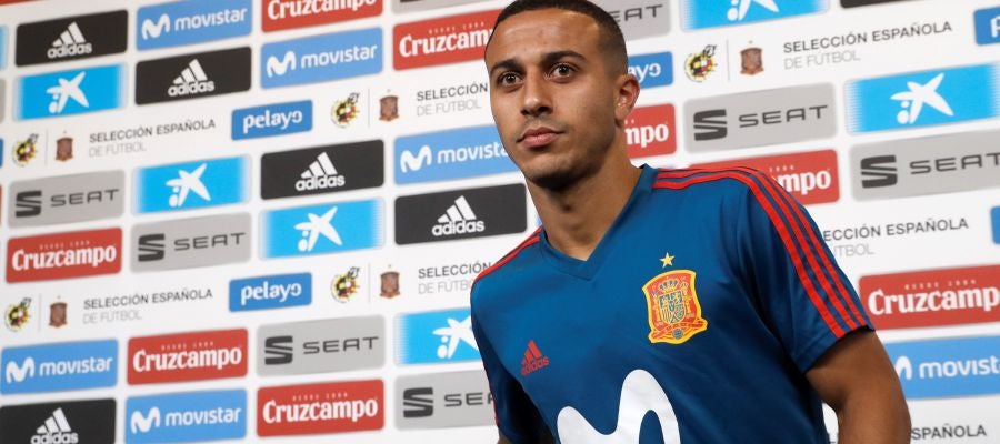 Thiago Alcántara, en sala de prensa Thiago Alcántara, en sala de prensa