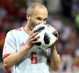 Iniesta, con España Iniesta, con España