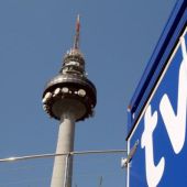  Vista de la torre el "Pirulí", centro de comunicaciones de RTVE