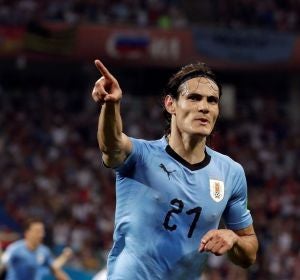 Cavani celebra un gol ante Portugal Cavani celebra un gol ante Portugal