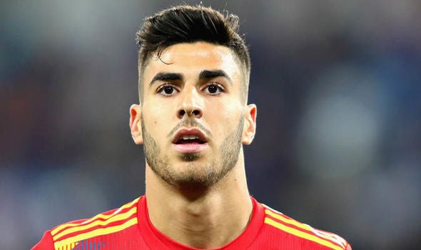 Asensio: "Ya sabemos cómo funciona aquí el periodismo, hay críticas injustas y que van a hacer daño" Asensio: "Ya sabemos cómo funciona aquí el periodismo, hay críticas injustas y que van a hacer daño"