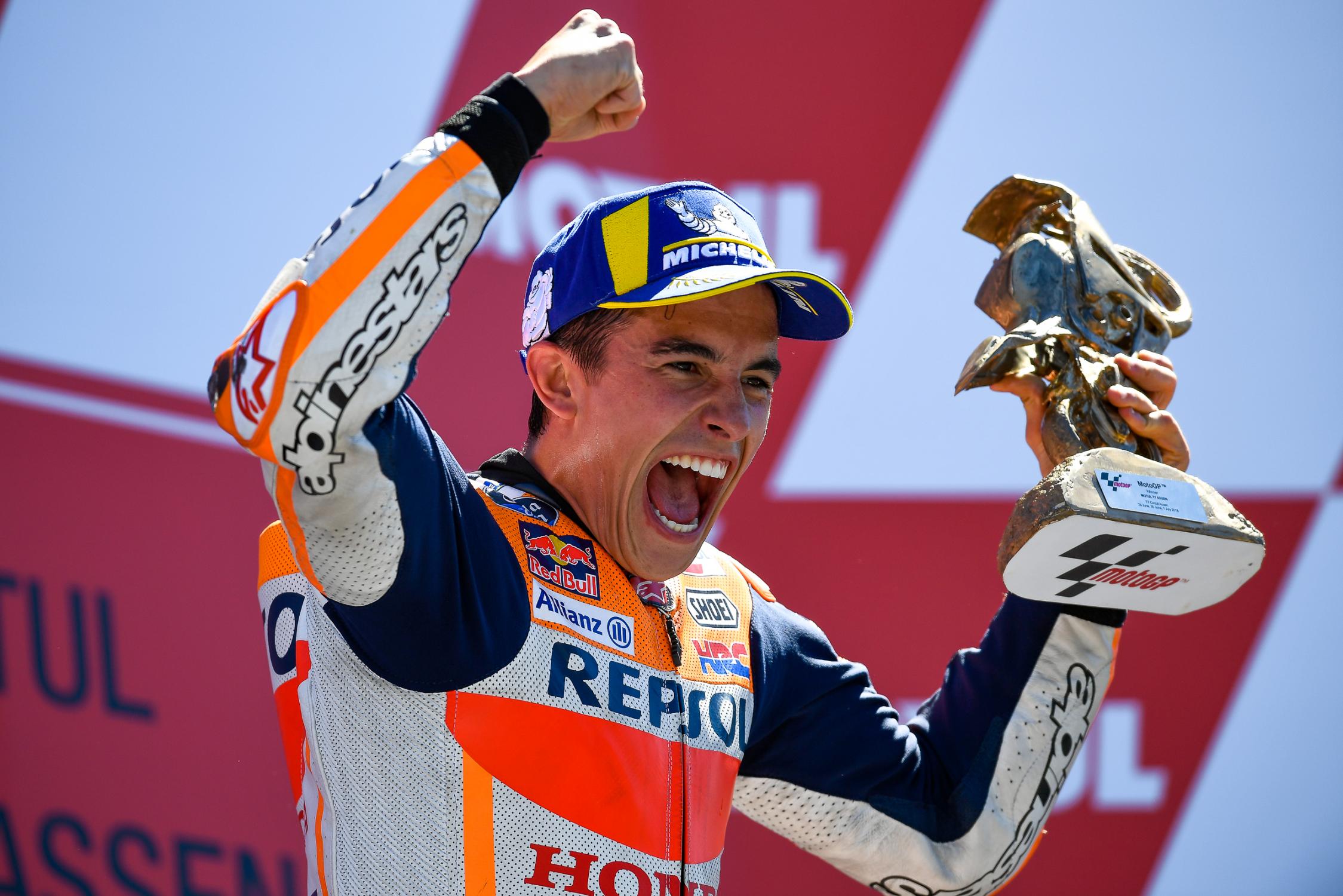 Marc Márquez: "Estoy convencido de no vetar a Lorenzo, prefiero tener a un compañero que luche con las misma armas" Marc Márquez: "Estoy convencido de no vetar a Lorenzo, prefiero tener a un compañero que luche con las misma armas"