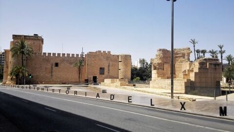 Calle Diagonal del Palau de Elche