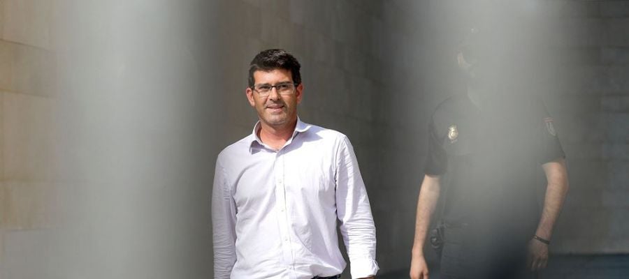 Imagen de Jorge Rodríguez en el momento de su puesta en libertad Imagen de Jorge Rodríguez en el momento de su puesta en libertad